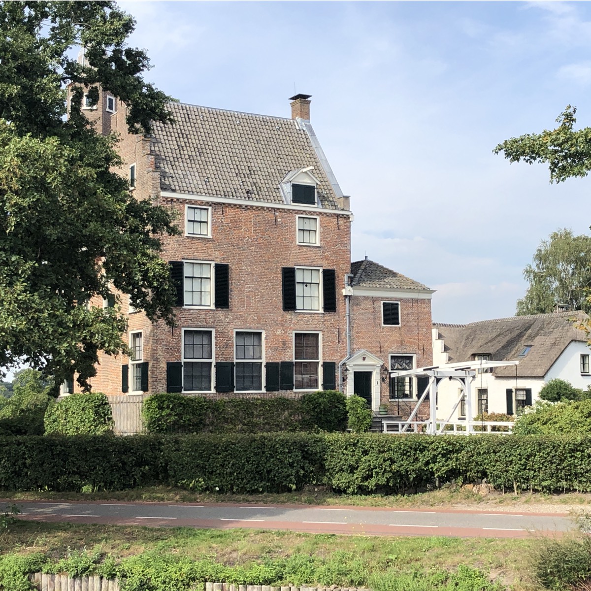 F9672C84 C23A-403C-A229-54CABE91A675@2x.JPEG